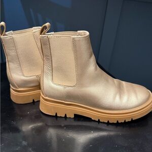 GAP little girls size 13 Ankle Boots